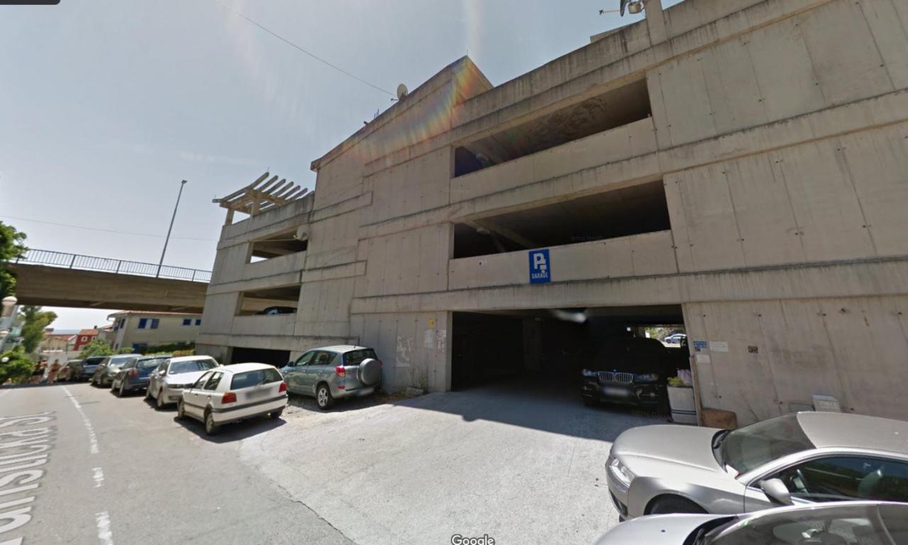 Studio Apartman Na Plazi Rafailovici Luaran gambar