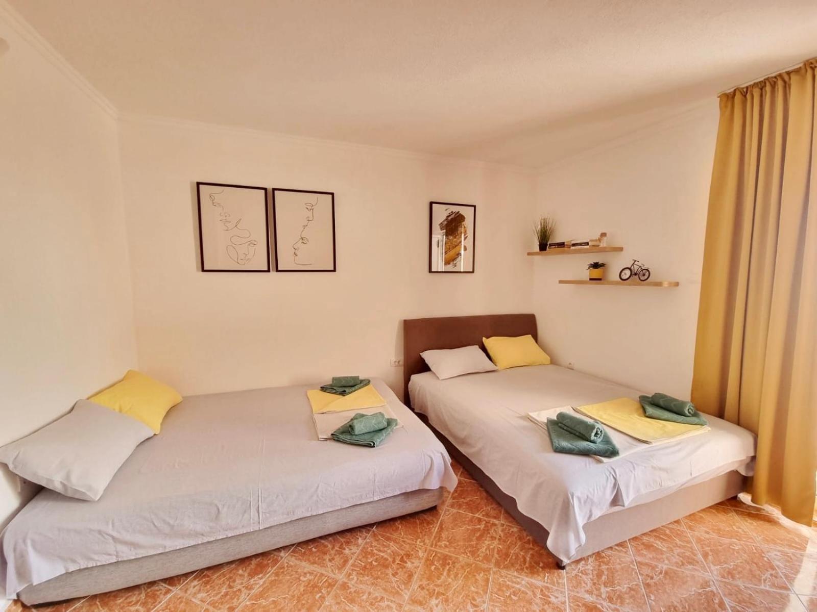 Studio Apartman Na Plazi Rafailovici Luaran gambar